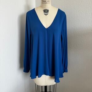 Karen Kane | V-Neck Flowy Blouse in Sapphire Blue size XL